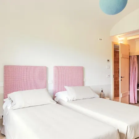 Bed & Breakfast Cugusi 4*
